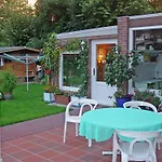 In Neue Tiefe Mit Terrasse- Garten Und Grill By Interhome *
