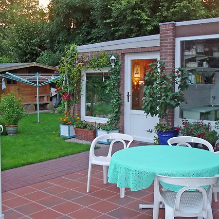 In Neue Tiefe Mit Terrasse- Garten Und Grill By Interhome *